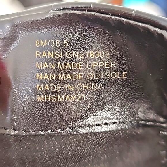 BCBGeneration Ransi Croc Pattern Boots Booties Black Zip Closure Women Size 8 - Picture 10 of 10